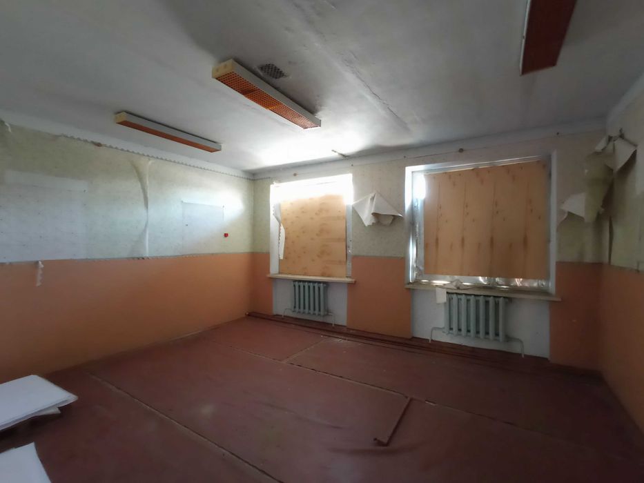 Продам будинок під комерційну діяльність в селі Рижавка.