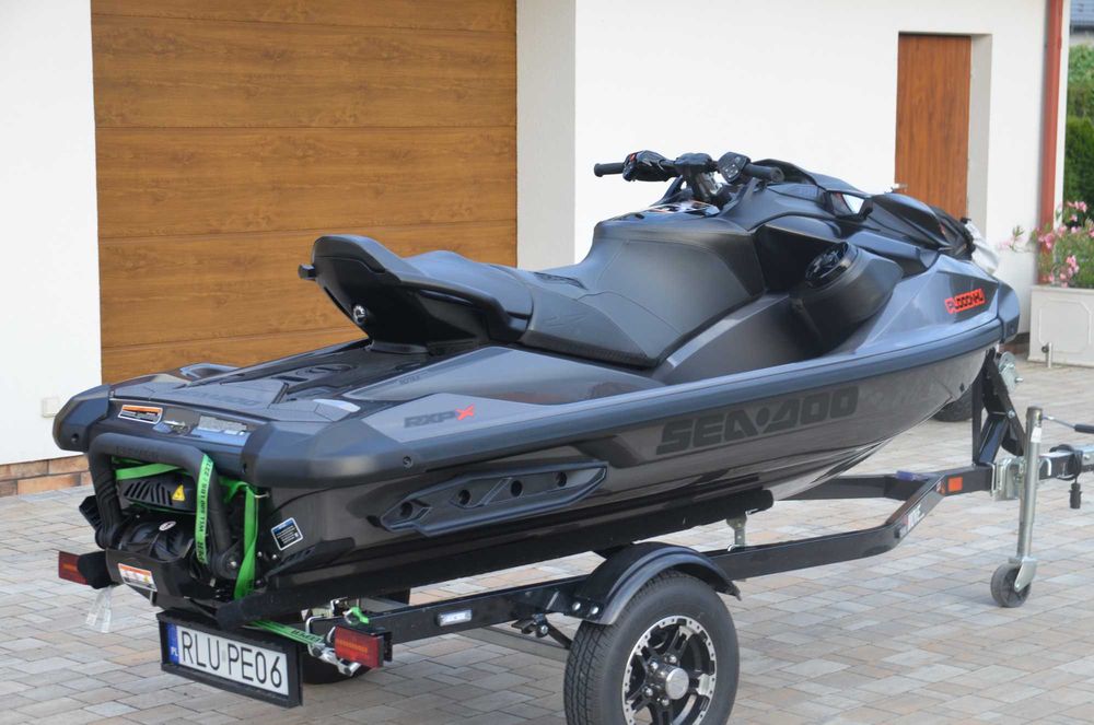 2023 SEA-DOO BRP RXP-X 300 TECH PACKAGE 28 godzin ceramika pokrowiec