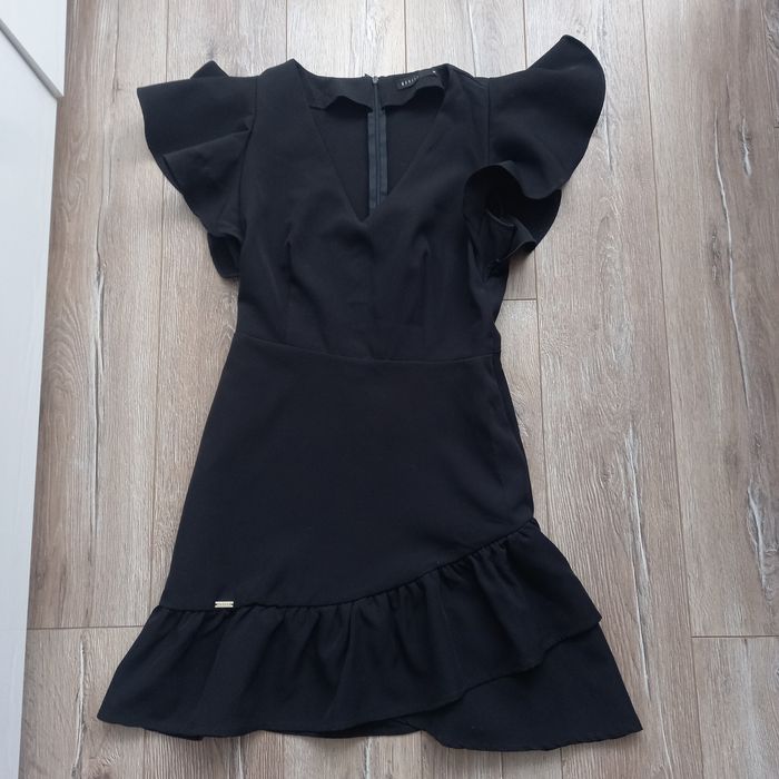 Czarna sukienka mohiti r. 36 stab bdb