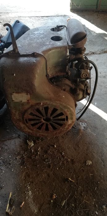 Продам двигун бензиновий