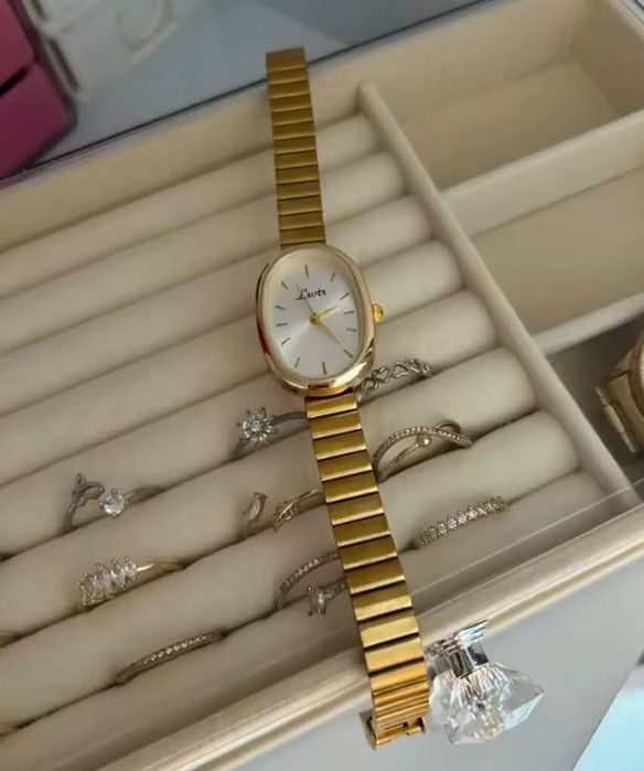 Relogio novo vintage com caixa elegante