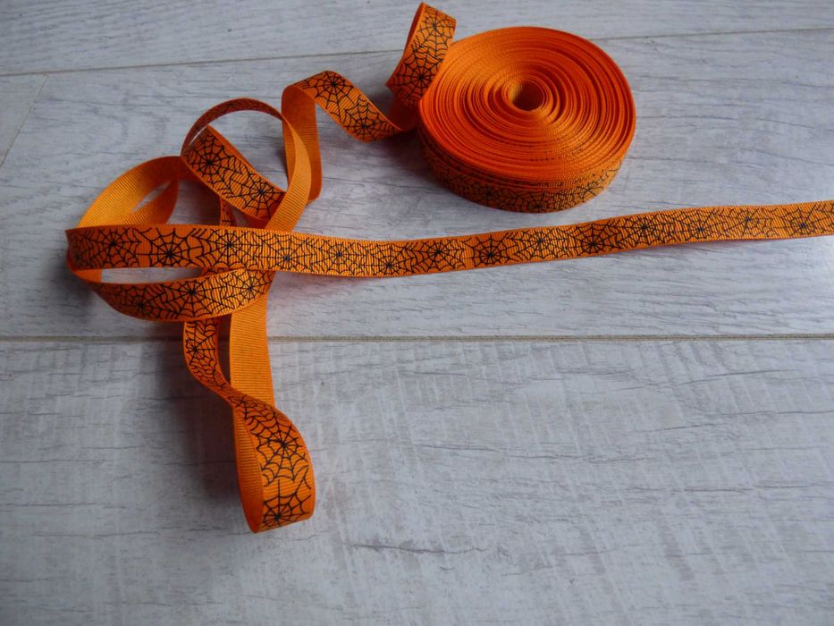 Wstążka rypsowa. Pajęczyna. Szerokość 16 mm 17,3 metrów