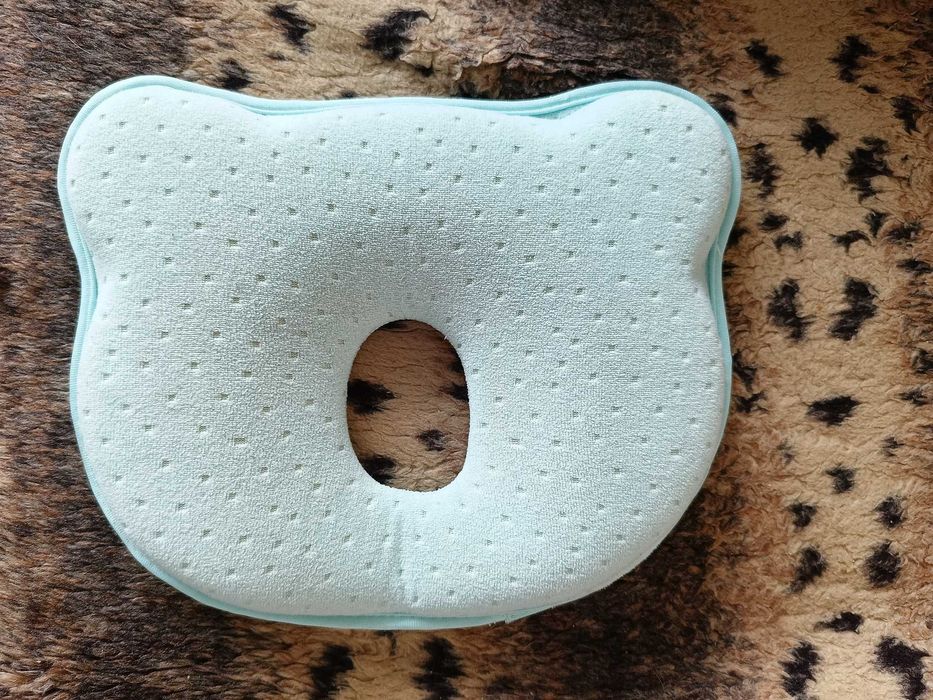 Poduszka miś przeciw płaskiej główce