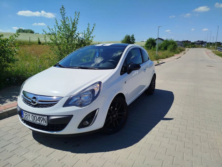 Opel Corsa Opel Corsa D - stan idealny, niski przebieg