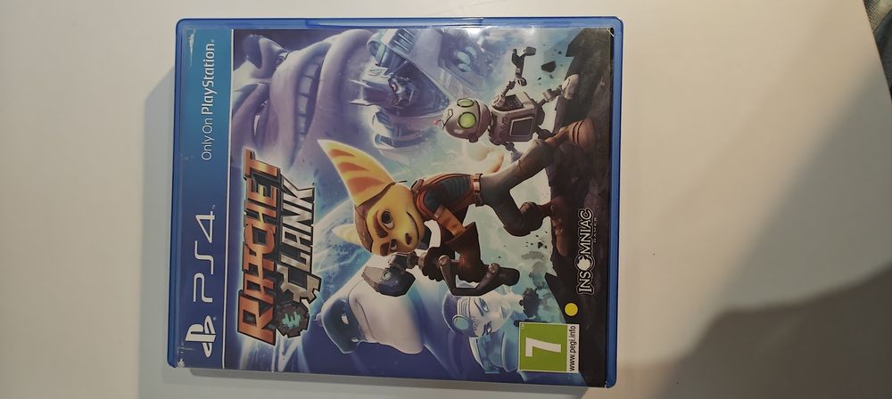 Ratchet & Clank - PS4 - VENDO OU TROCO