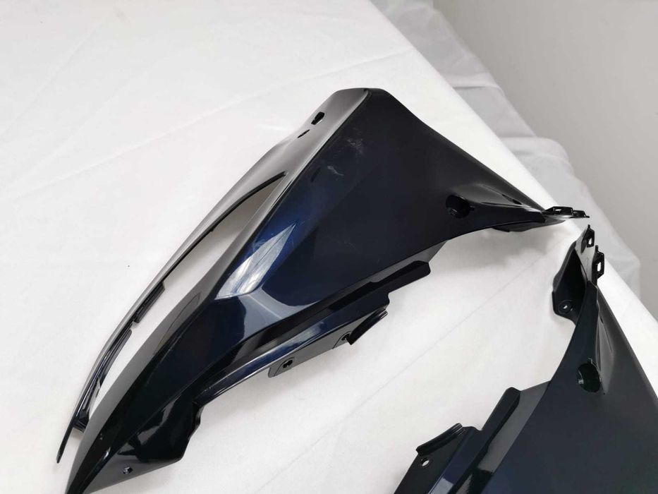 Owiewka czacha  Prawa Strona BMW R 1250 RS K54