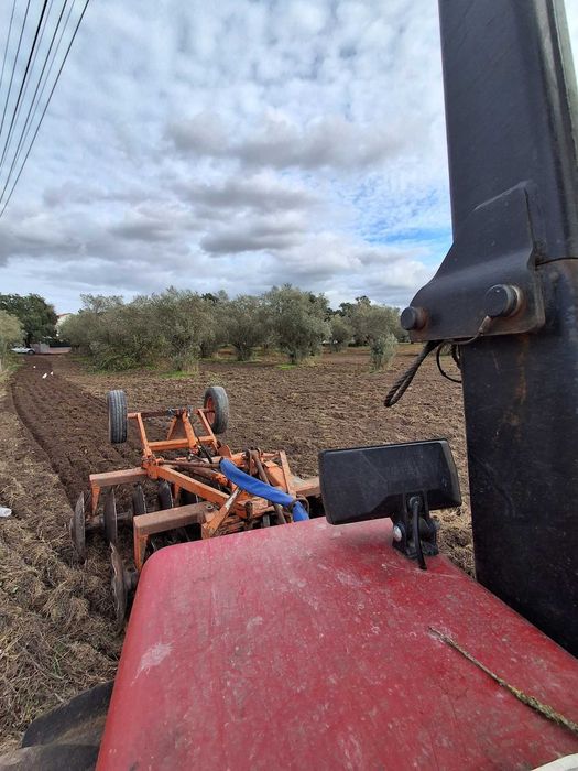 Prestação de serviços agrícolas