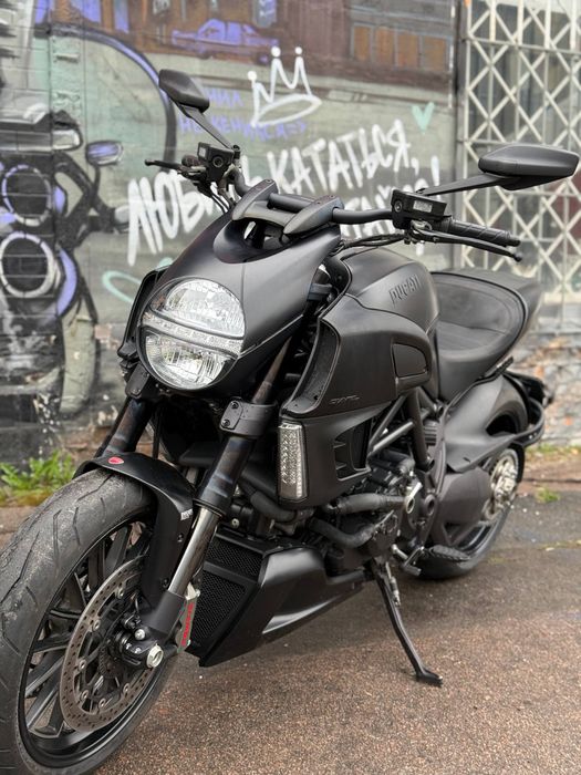 Мотоцикл Ducati Diavel 1200 2014 рік