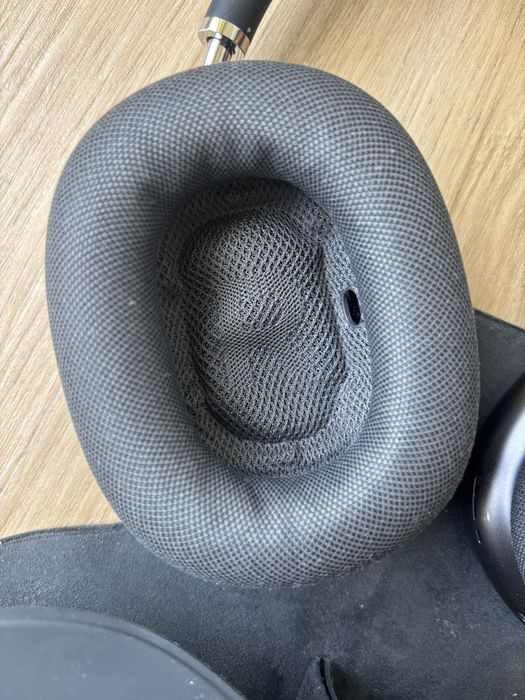 AirPods Max