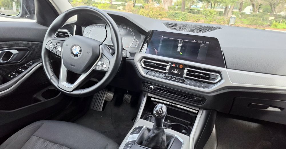 BMW 318 — fotografia 8