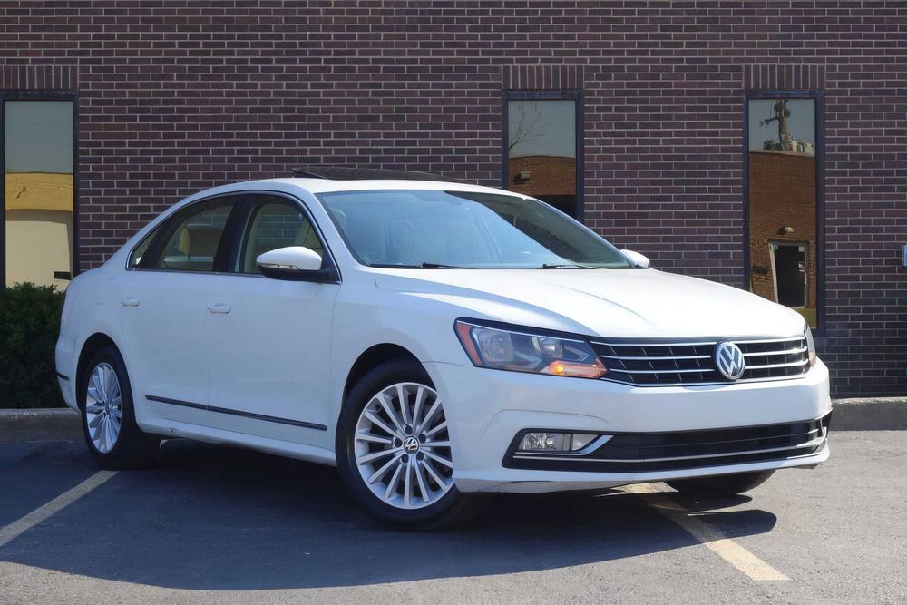 Volkswagen Passat SE      2016