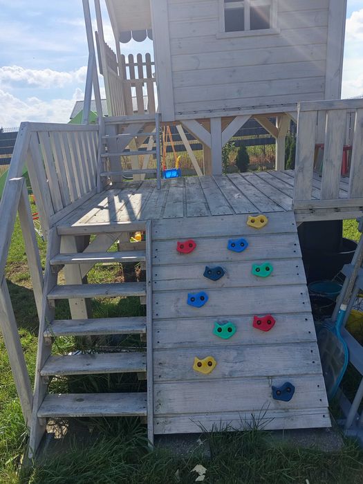 Domek drewniany plac zabaw dla dzieci