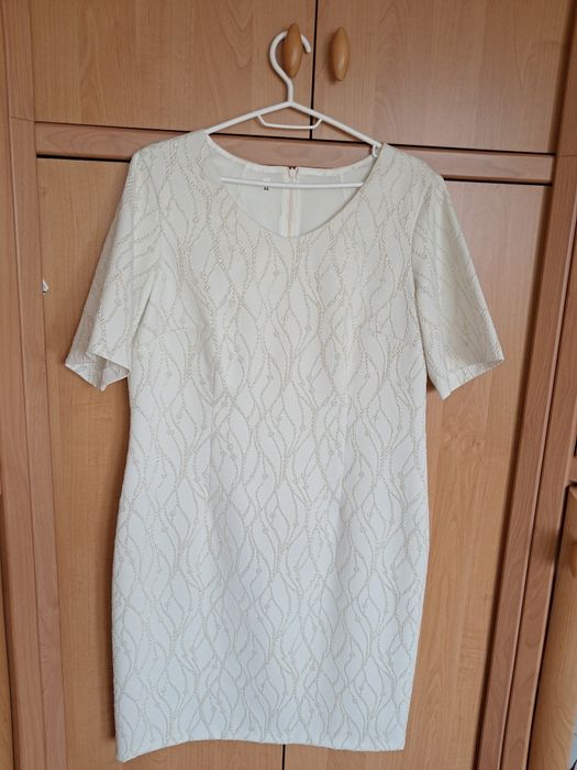Sukienka ołówkowa 44, Sukienka na wesele 44, jasna sukienka 44