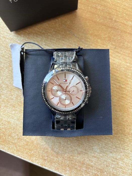 Zegarek damski Tommy Hilfiger Ari 1782003