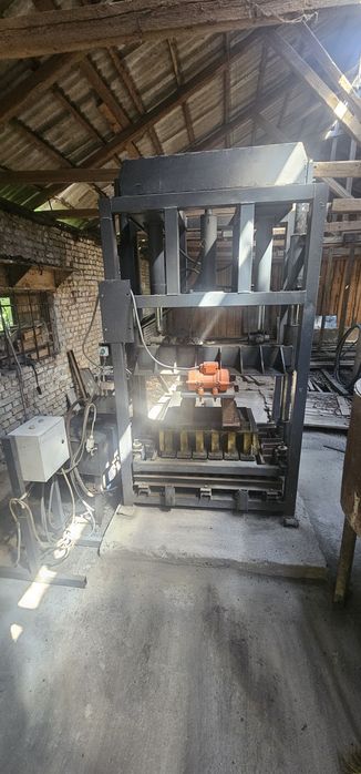 Вібраційний прес