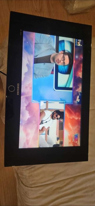 Televisão 85 centímetros