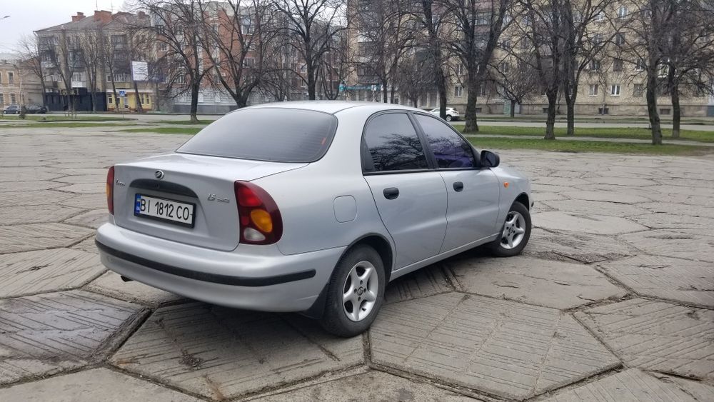 Lanos SE 1.5 Газ 4  Нефарбований