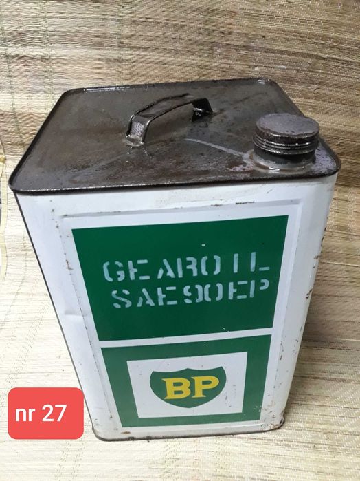 Latas óleo antigas