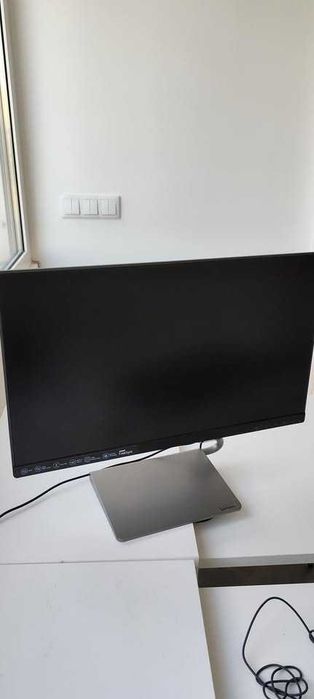 Monitor LeNovo Q24h-10 23.8-inch QHD LED Backlit LCD Hub Monitor