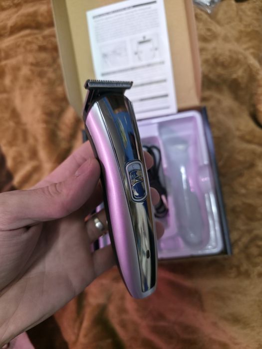 Триммер для волосся