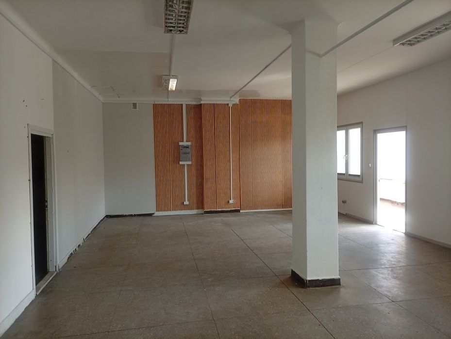 Wynajmę lokal o powierzchni 100 m2 centrum Węgrowa