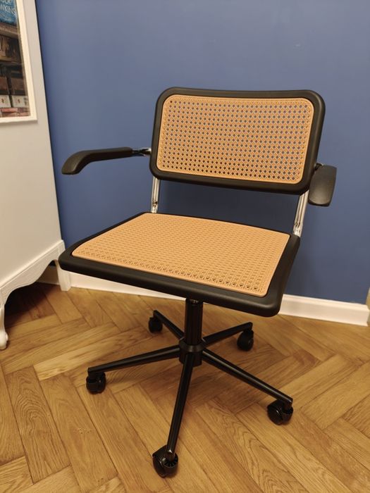 Fotel biurowy obrotowy w stylu Bauhaus Cesca