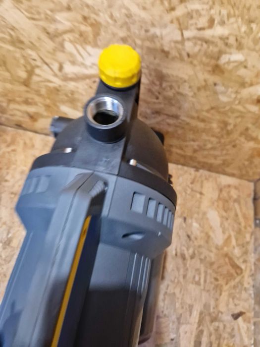 Hydrofor domowa pompa wody Neptun NHW-E 105 /D 9