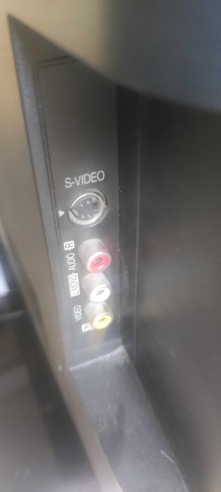 Telewizor LG 37'' model  37LC51  + pilot