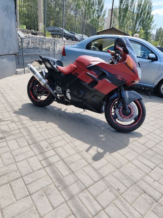 Honda CBR 1000F  SC25