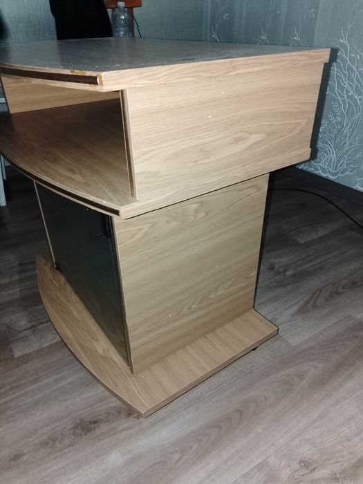 Тумбочка під телевізор