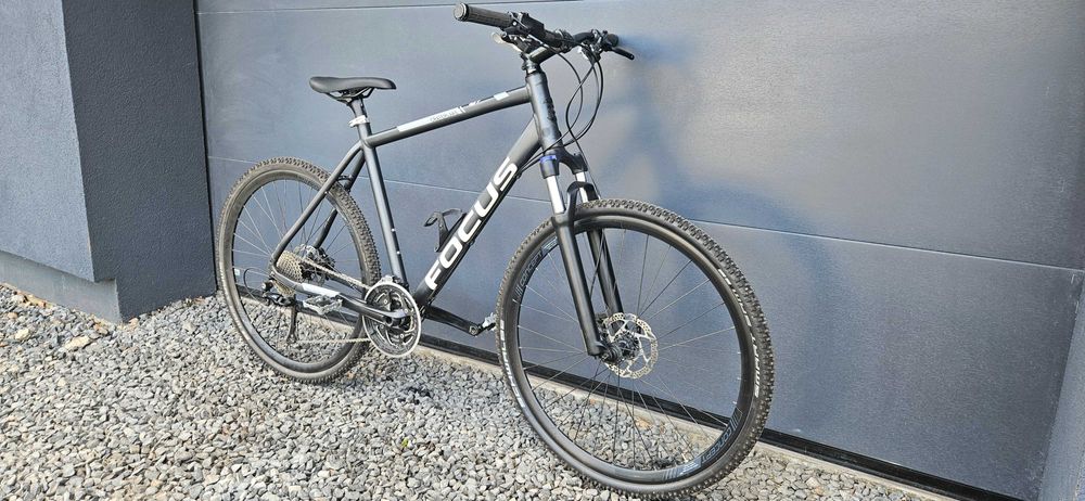 Rower trekkingowy. Focus. rozm 56 cm. XT