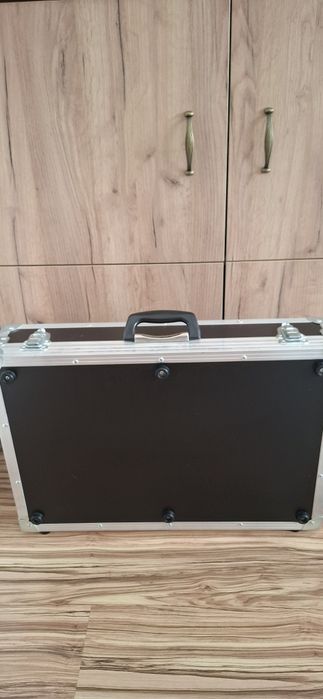 Pedalboard podłoga light case na efekty gitarowe