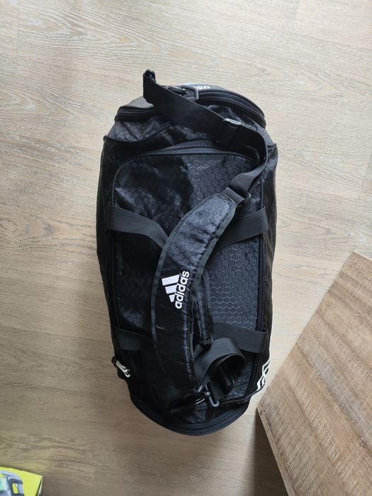 Спортивна сумка Adidas Essentials 3-Stripes Duffel оригінал