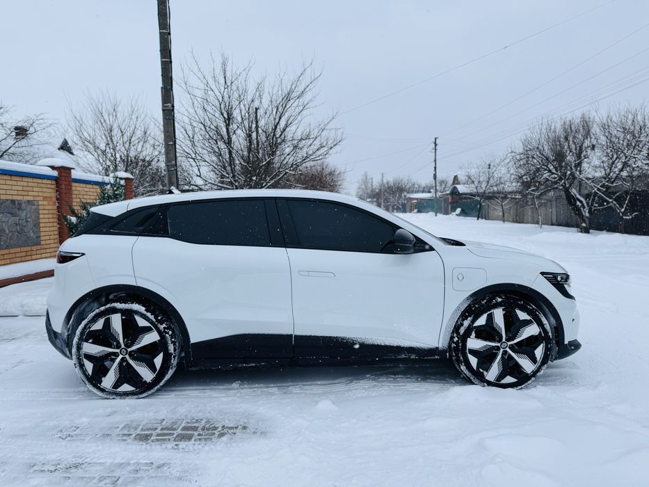 Renault Megane E-Tech Electric EV60 Iconic 2023р