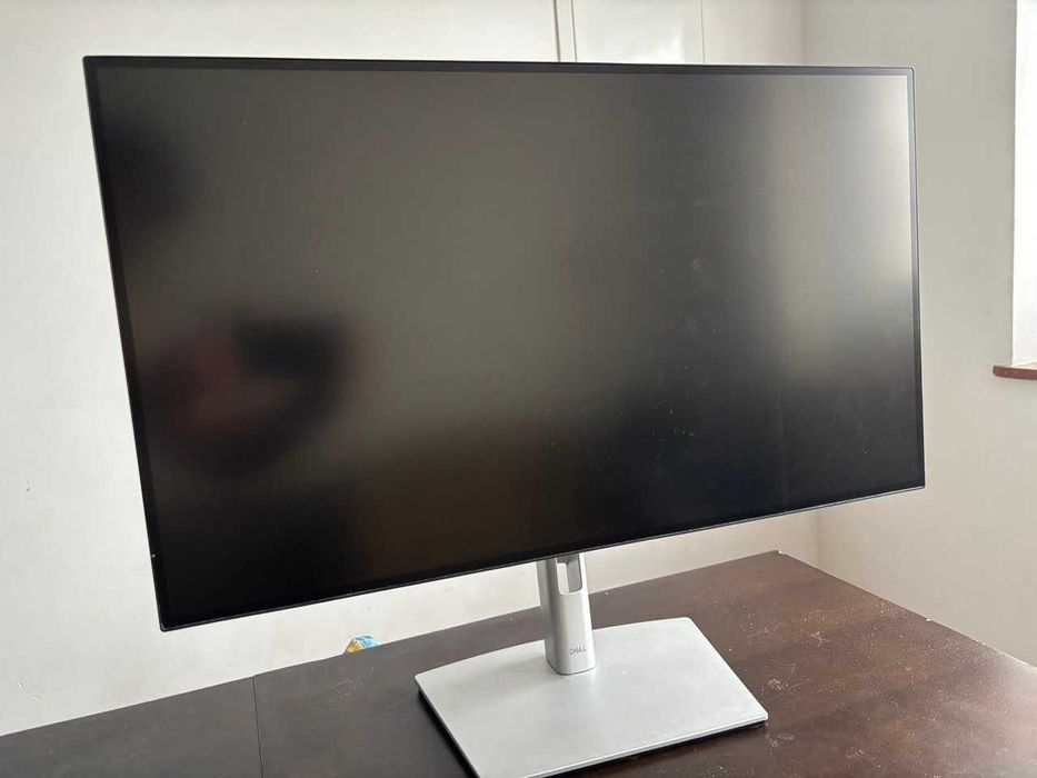 Monitor DELL U2722D