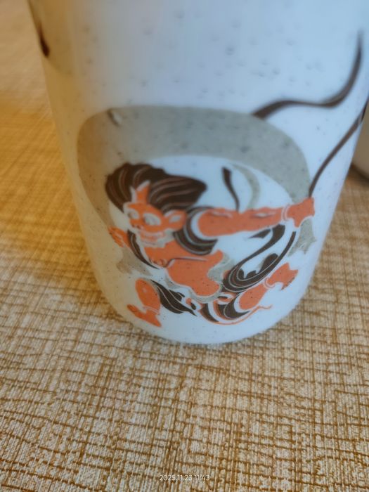 Kubeczki porcelanowe chyba japońskie