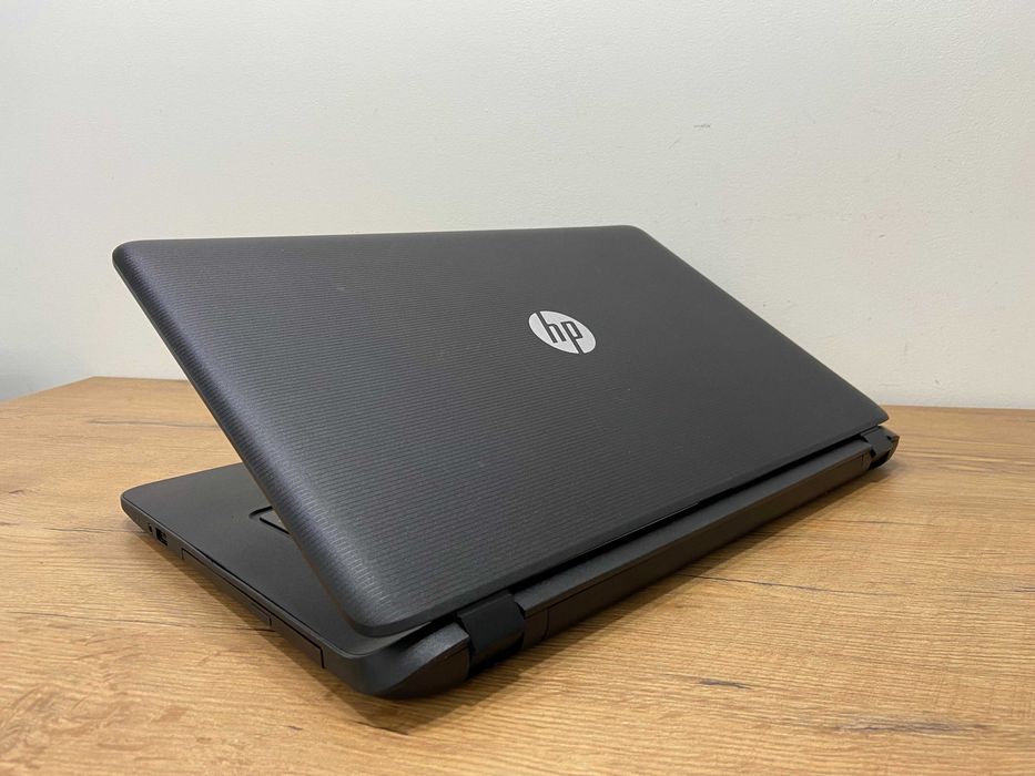 1283 Duży Laptop HP 17 cali, Dysk SSD, AMD 6010, WINDOWS 10, 100% sprawny