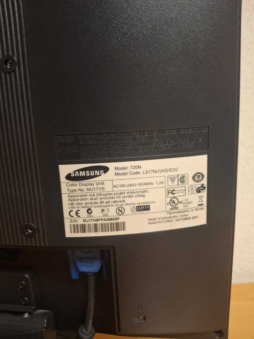 Monitor Samsung 720N