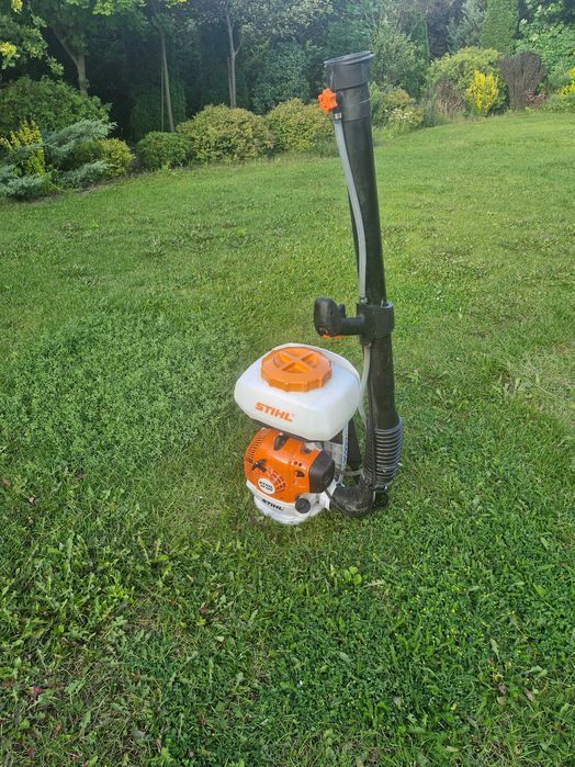 Opryskiwacz lekki Stihl spalinowy SR 200