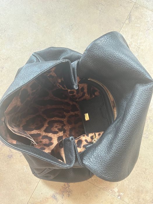 Czarna torba Dolce&Gabbana z miękkiej cielęcej skóry