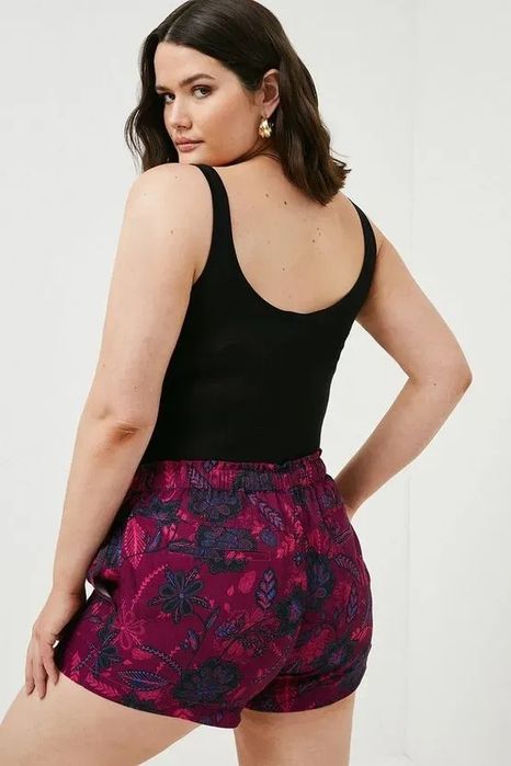 Karen Millen  шорты плюс размер,