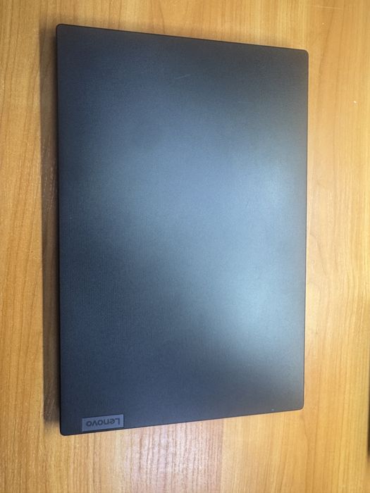 Lenovo ideapad 15.6’ FHD, ryzen 7, 16gb, 512gb nvme