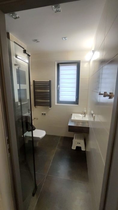 Apartamenty Pokoje w ofercie również domek