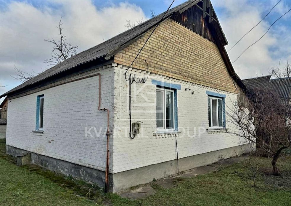 Будинок з ділянкою 12 соток