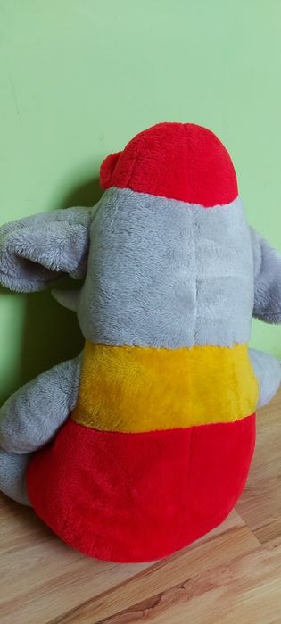 Duża maskotka słoń