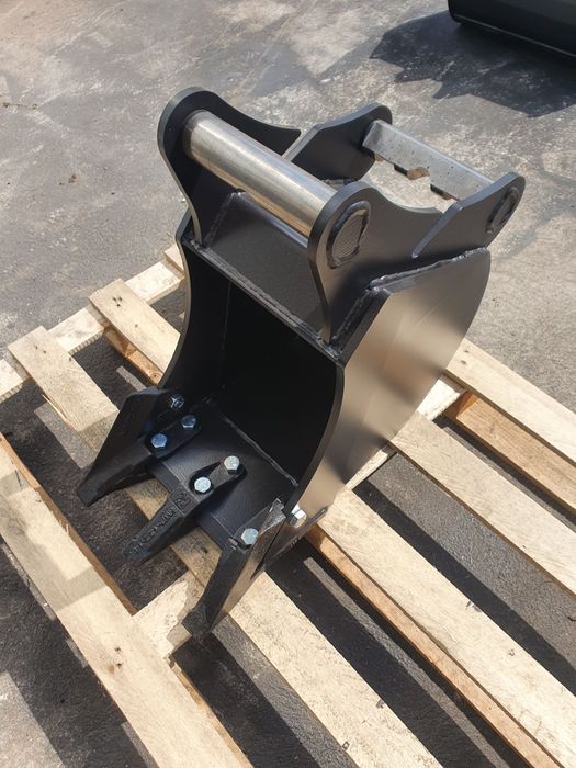 Łyżka kopiąca 30cm z zębami, pod szybkozłącze ms03 simlock