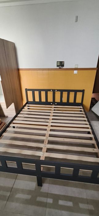 Cama de casal 160 x 200
