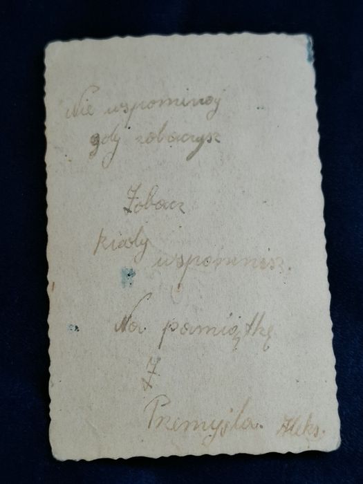 Zdjęcie żołnierza polskiego z dedykacją. Lata 40.