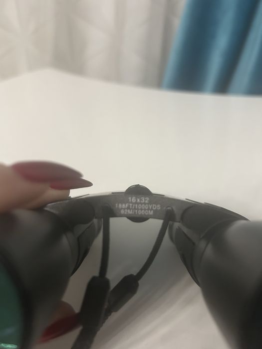 Продам бинокль Bresser