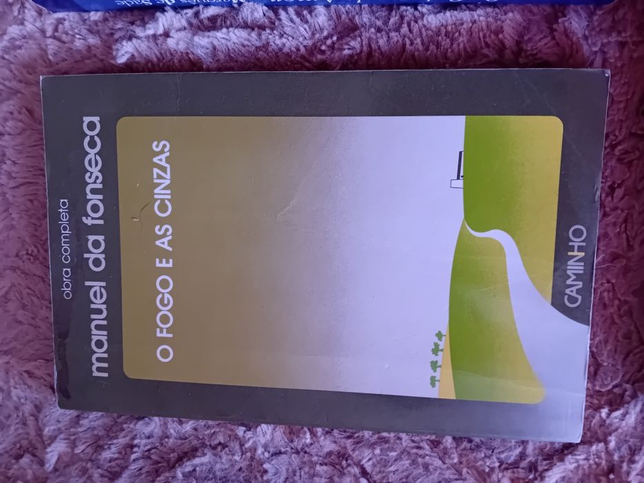 Conjunto de 6 Livros Diversos
